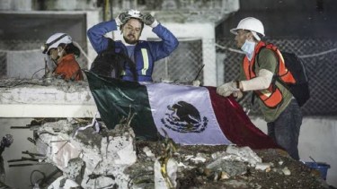 Una persona murió durante el violento terremoto en México. 