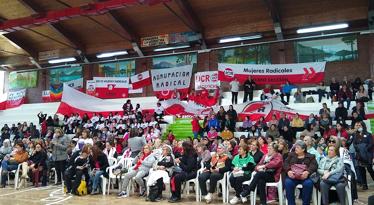 Unas 1.200 mujres radicales de todo el país participaron del encuentro que se realizó este fin de semana en Bariloche. 