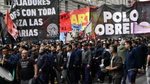 La falta de neumáticos ya afecta a la industria automotriz: cuál es la causa del conflicto gremial