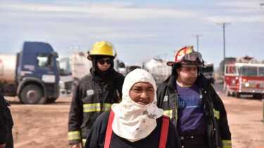 La refinería de NAO en Plaza Huincul después del incendio. Foto: Fernando Ranni