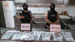 Detuvieron en Neuquén a dos estafadores buscados por la justicia de Santa Fe