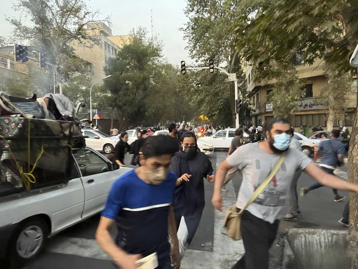 Irán viene registrando hechos de violencia y protestas en las últimas semanas. Foto. AP