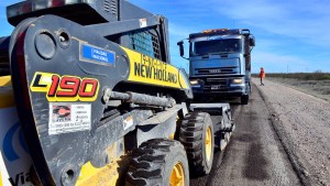 Repavimentan tramos de la Ruta 22 entre Chichinales y Chelforó