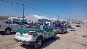 Alberto Fernández en Roca: en medio de las ráfagas de viento preparan el operativo de seguridad