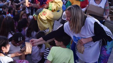 La secretaria general de Unter participó de los festejos en la Carpa que se mantiene frente a Gobierno en Viedma. 