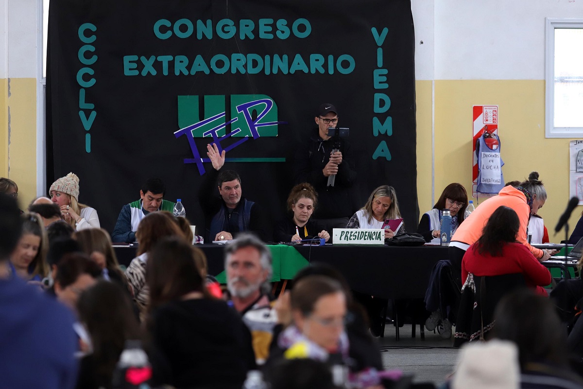 El congreso docente se extendió por más de nueve horas. Foto: Marcelo Ochoa