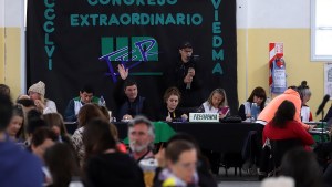 Unter aceptó la oferta y la suba del 12% se abonará la semana próxima