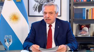 Ataque a Cristina: Fernández dijo que la paz social fue alterada y decretó feriado para este viernes