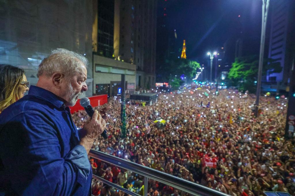 Lula tendrá que lidiar con una transición compleja.
