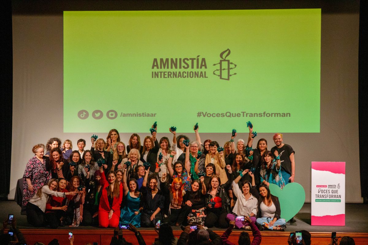 Laura Loncopan Berti fue reconocida junto a otras 28 mujeres destacadas, por la lucha por el Aborto Legal en Argentina. Foto: gentileza.-