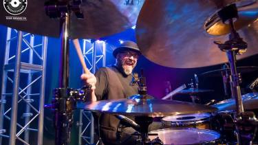 "Bin" Valencia fue baterista de Almafuerte hasta 2016, junto a Ricardo Iorio. Foto: Facebook.-