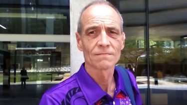 Simon Dorante-Day insiste en contactarse con la Casa Real, por lo que intentó acercarse a los más jóvenes de la Corona.-