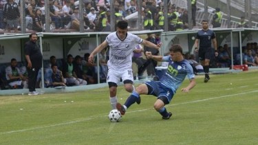 El equipo viedmense luchó para dar el batacazo, pero Central Norte hizo notar su localía. Foto Gentileza El Tribuno.