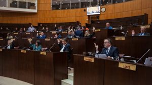 Aprobaron nueva ley de financiamiento de bomberos voluntarios en Neuquén