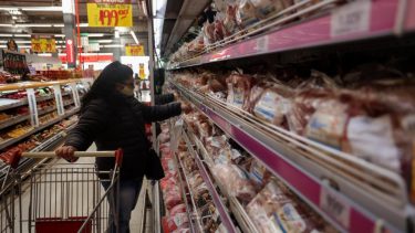 Estiman que la inflación para el próximo mes será más alta que lo previsto. 