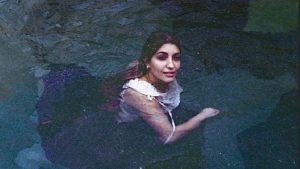 «Ella va de largo», la película que narra la vida de la primera gitana abogada de la Argentina