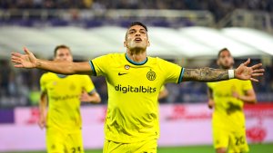 Doblete de Lautaro Martínez en la victoria de Inter y salida por lesión de Nico González