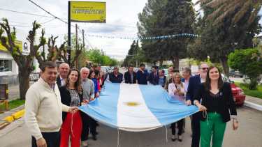 El acto protocolar por el aniversario de Cervantes contó con la presencia de legisladores provinciales. Foto: gentileza
