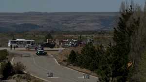 El avión de Emiratos Árabes dejó tecnología satelital para instalar en un campo de la región
