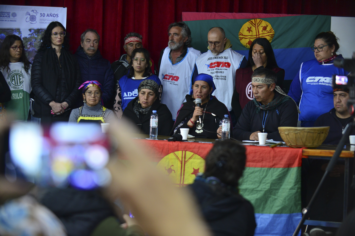 Referentes mapuches se movilizarán hoy en las calles de Bariloche para pedir la libertad de las mujeres detenidas. Archivo