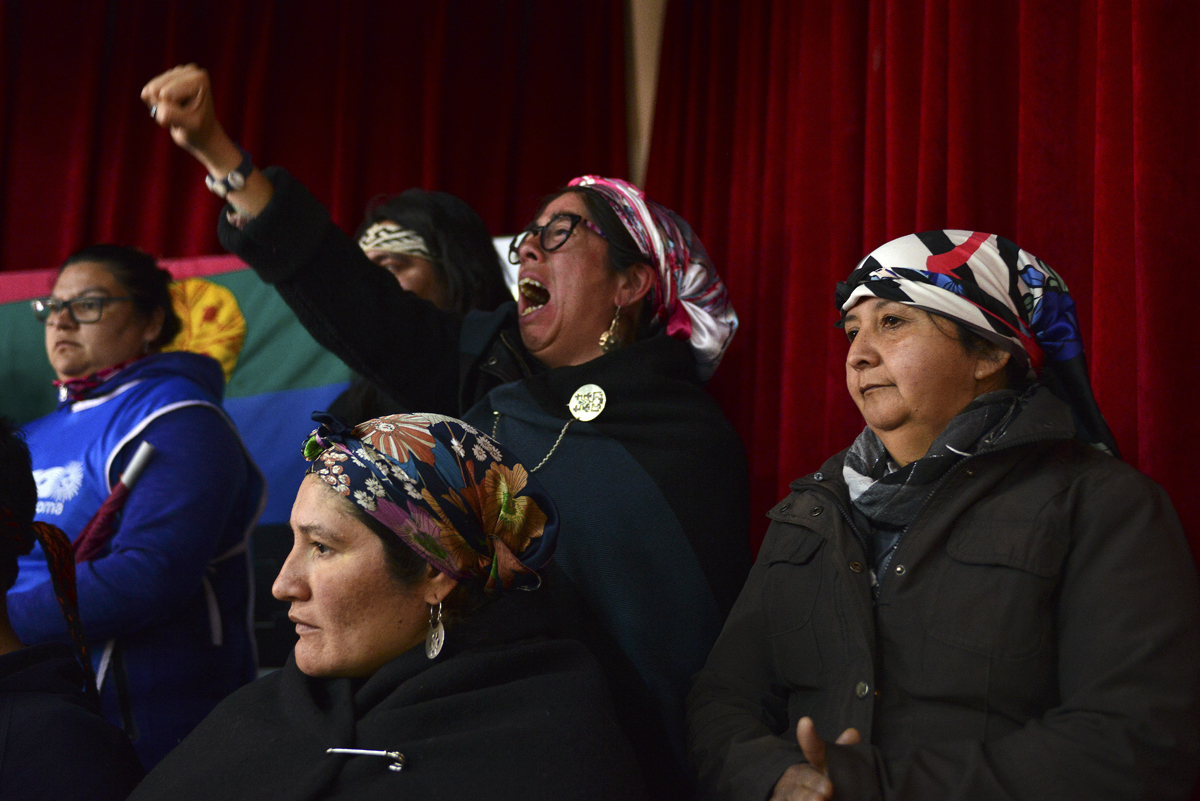 Días atrás referentes de comunidades mapuches pidieron la liberación de las mujeres detenidas. Siguen presas pero 4 de ellas con domiciliaria. Foto: Archivo/Chino Leiva