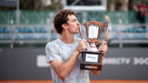JM Cerúndolo logró el título en el Challenger de Buenos Aires