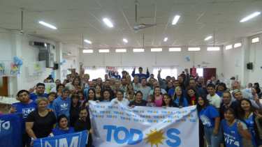 Con algunas caras nuevas, el FdT se reunió en Regina para definir el camino de llegada al 2023.