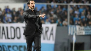 Gago analiza cambios para el clásico con River en la definición del campeonato