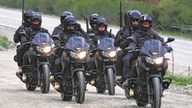 Efectivos de la Federal ejecutaron el martes la orden de la jueza Silvina Domínguez de allanar los predios usurpados en Villa Mascardi y detener a los ocupantes. Foto: archivo