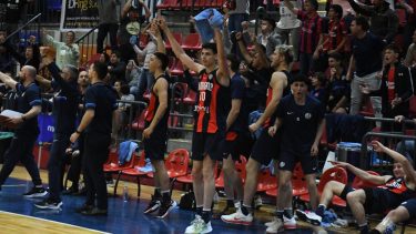 Manu la rompió en su debut con San Lorenzo. (Foto: Liga Nacional)