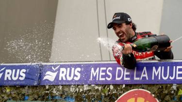 Manu festejó en el podio y luego habló sobre la polémica en San Nicolás. (Foto: Prensa ACTC)