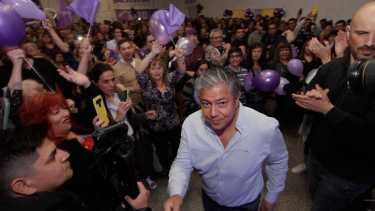 Rolando Figueroa realizó su primer acto con seguidores después de dar el portazo a la lista Azul del MPN (Oscar Livera)