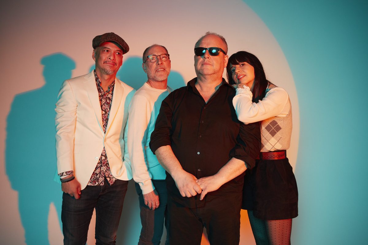 Los Pixies, con la bajista argentina Paz Lenchantin como una de sus integrantes, tocarán este viernes en el Road to Primavera.