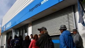 Refuerzo alimentario o IFE de $45.000: cómo inscribirse al bono de ANSES y quiénes no pueden cobrarlo