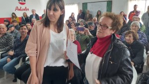 Genoveva Molinari asumió en el liderazgo de la Unión Cívica Radical en Viedma
