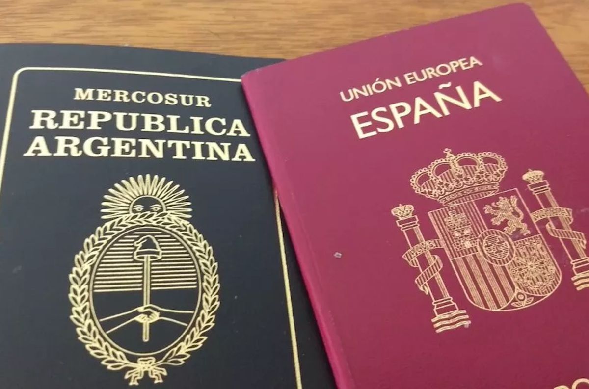 La ciudadanía española se puede obtener a través del método de presunción. Archivo.