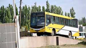 La base de Autobuses Neuquen sigue causando problemas a los vecinos de Viejo Cauce y Peumahue