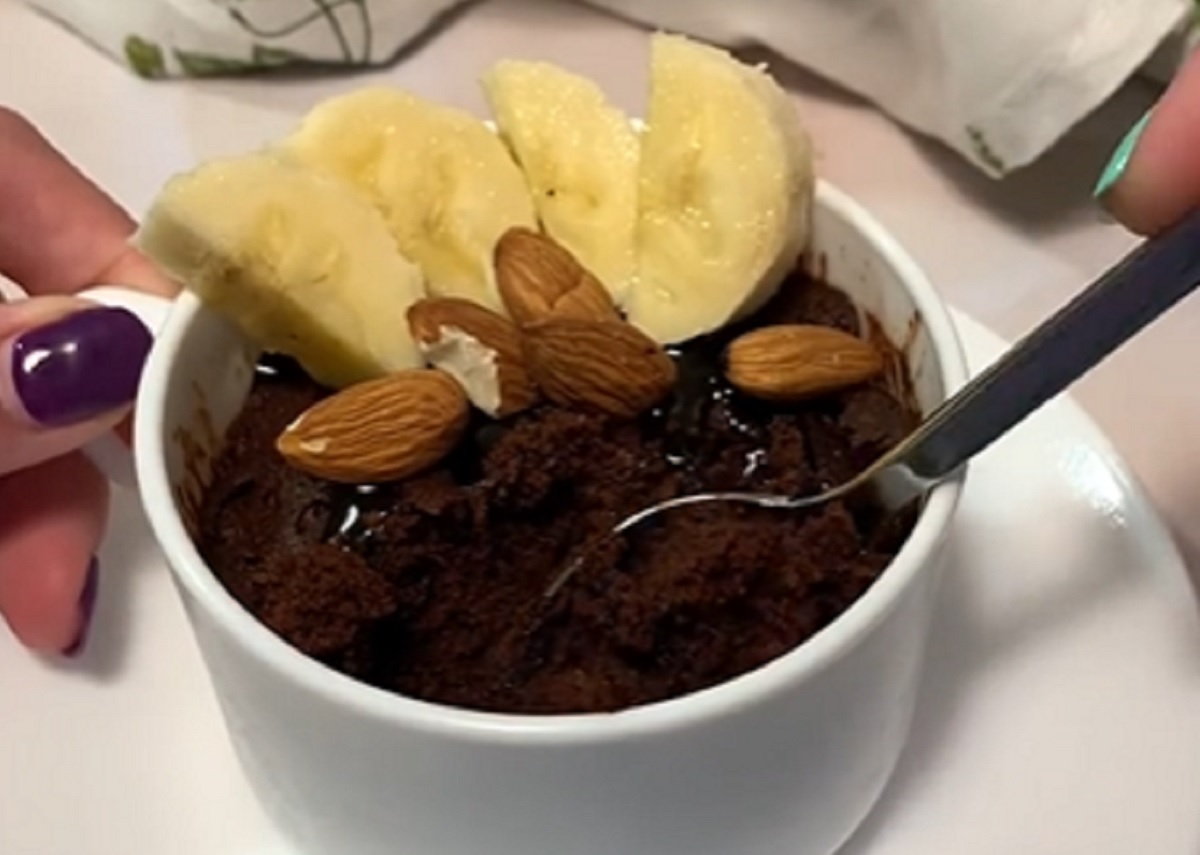 Receta express brownie en taza Diario Río Negro