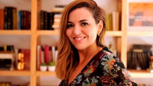 Quién es Caro Aguirre, la guionista que se volvió tendencia en redes tras un furioso descargo