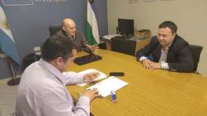 Estudiantes universitarios tendrán descuentos en compras en comercios de Regina