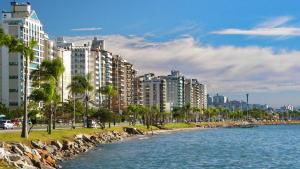 Viajar en auto a Brasil, desde el norte de la Patagonia: cuánto cuesta y qué rutas convienen