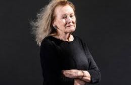 Nobel de Literatura: Annie Ernaux, una autora que escribe desde la experiencia sin&nbsp;concesiones