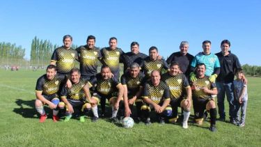 Julio Gómez, integraba el equipo M.Job en el torneo de Cipolletti. Foto: Torneos Don Pedro