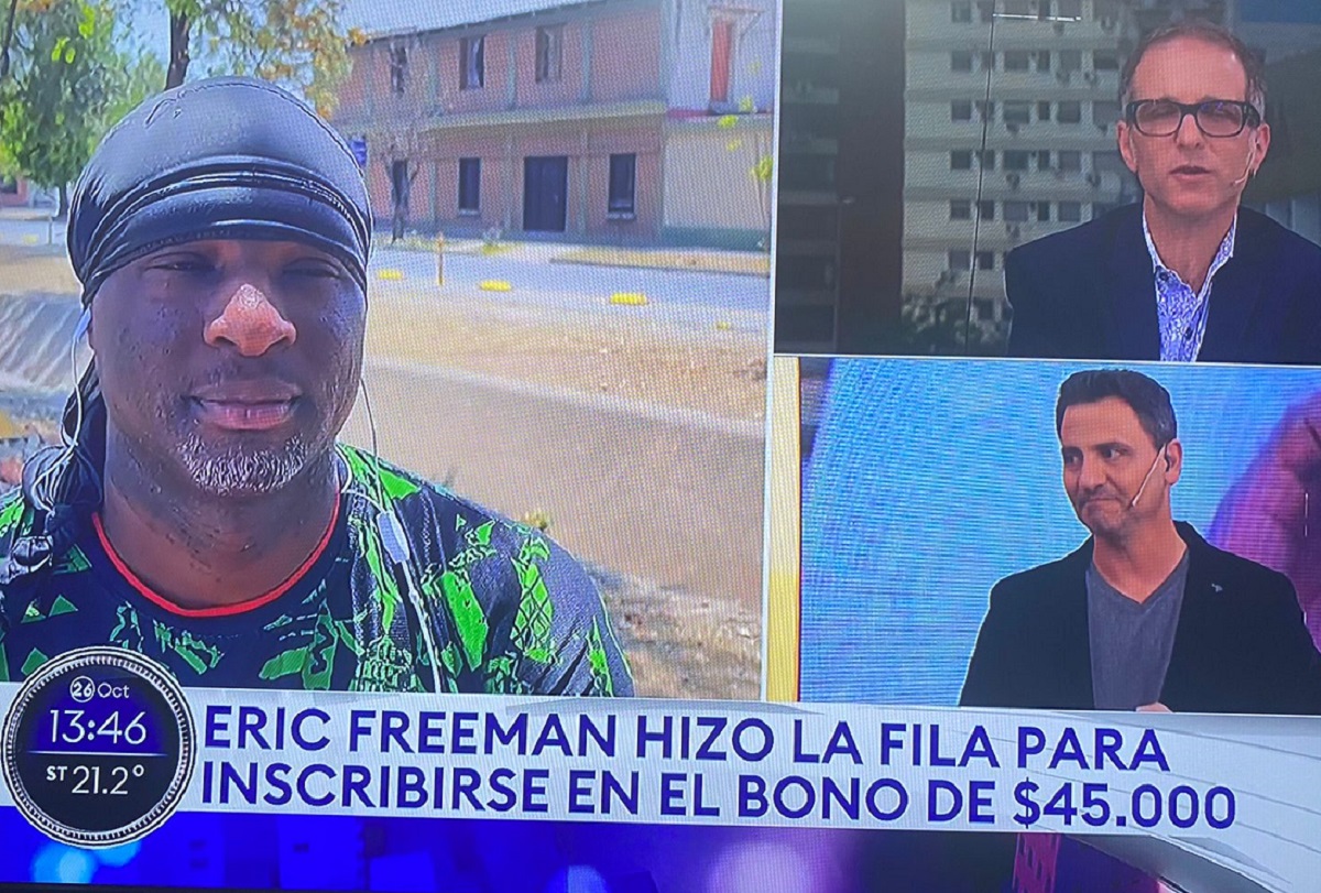 El basquetbolista Eric Freeman dialogó con los medios locales y también con los nacionales sobre su particular situación económica. 