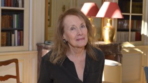 Nobel: Annie Ernaux recibe hoy su premio