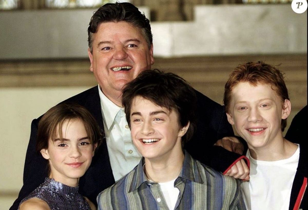 El elenco de Harry Potter lo recordó con emoción al actor que interpretó a Hagrid. Foto: Twitter @jdbcklein