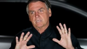 Incertidumbre en Brasil para el balotaje entre Lula y Bolsonaro: una campaña agresiva