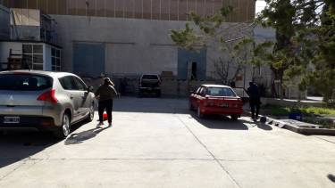 Trabajadores del empaque de La Reginense quieren reactivarla y dar servicios a terceros. (Foto Néstor Salas)