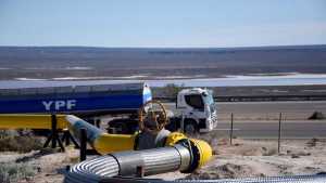 Por el congelamiento de los combustibles, Neuquén perderá 5.500 millones de pesos en regalías