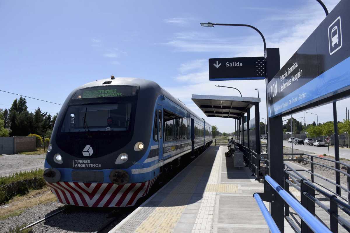 El Tren del Valle subirá sus tarifas desde el próximo viernes. Foto: Archivo Matías Subat. 